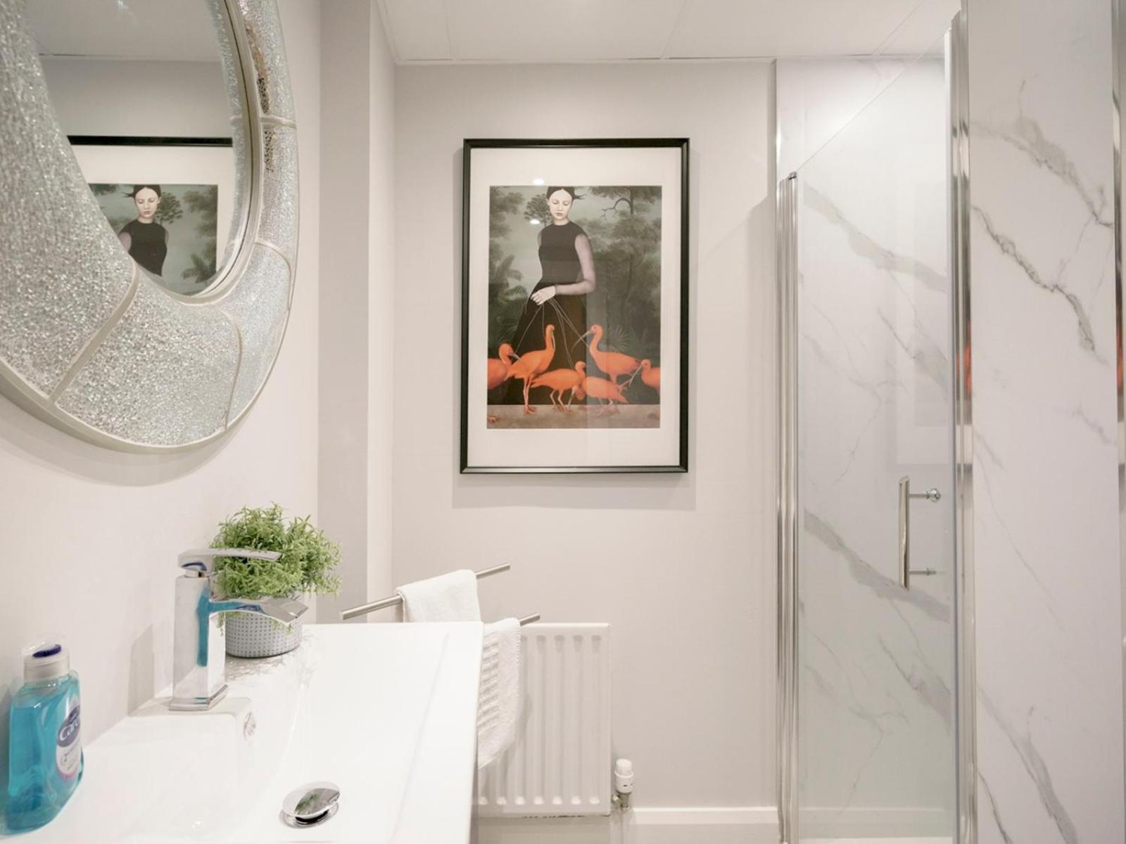 The Linen Mill Apartment Pass The Keys Belfast Bagian luar foto